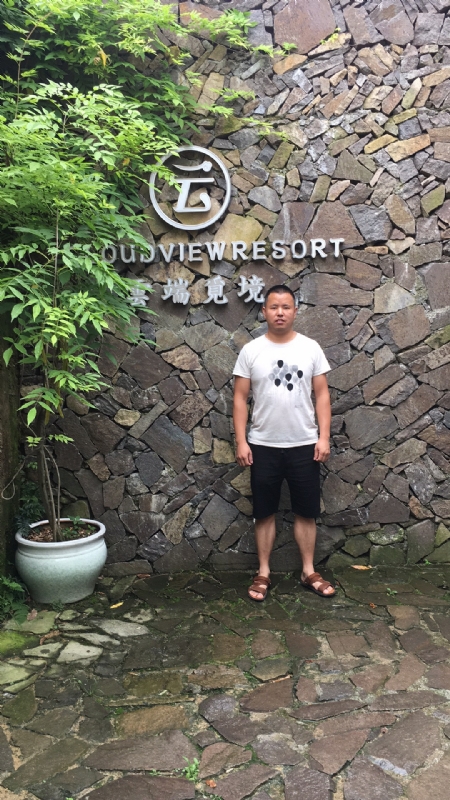 何超洪的第三张照片--包头相亲服务中心