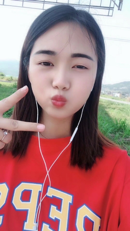 深拥必定温暖的第一张照片--包头相亲服务中心