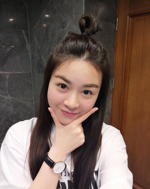 苹果味的第一张照片--包头相亲服务中心