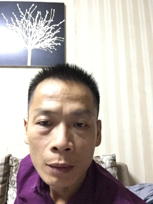 alongzhe的第一张照片--包头相亲服务中心