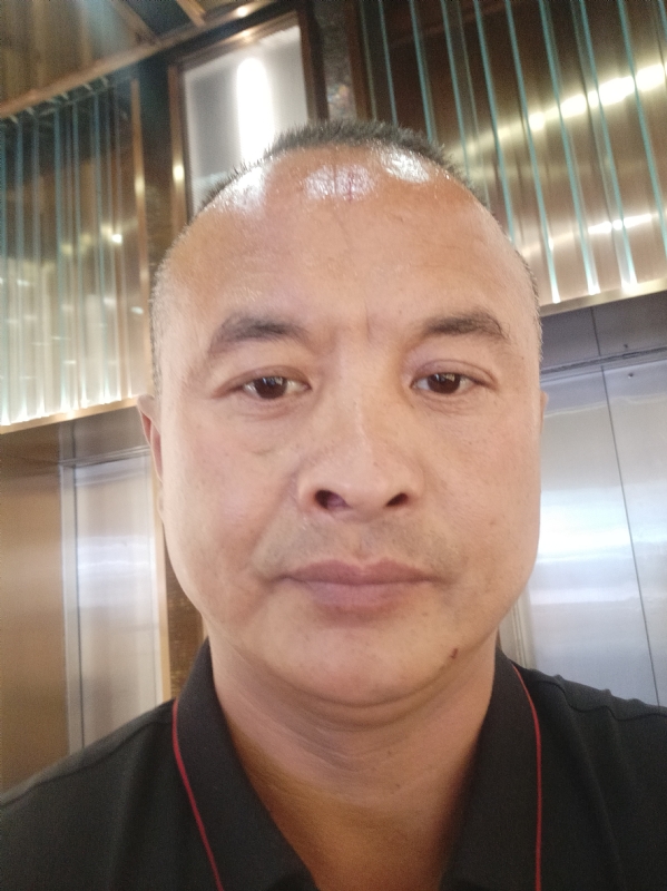 晨晨的第一张照片--包头相亲服务中心