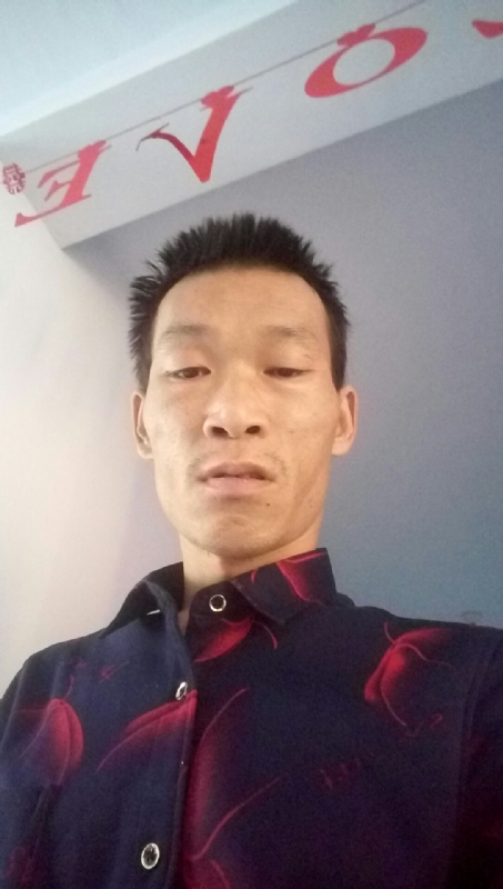 向阳的第一张照片--包头相亲服务中心