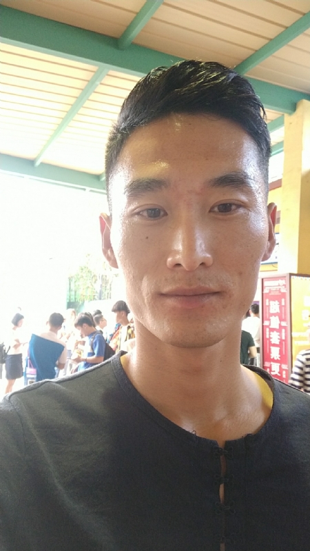 难得糊涂的第一张照片--包头相亲服务中心