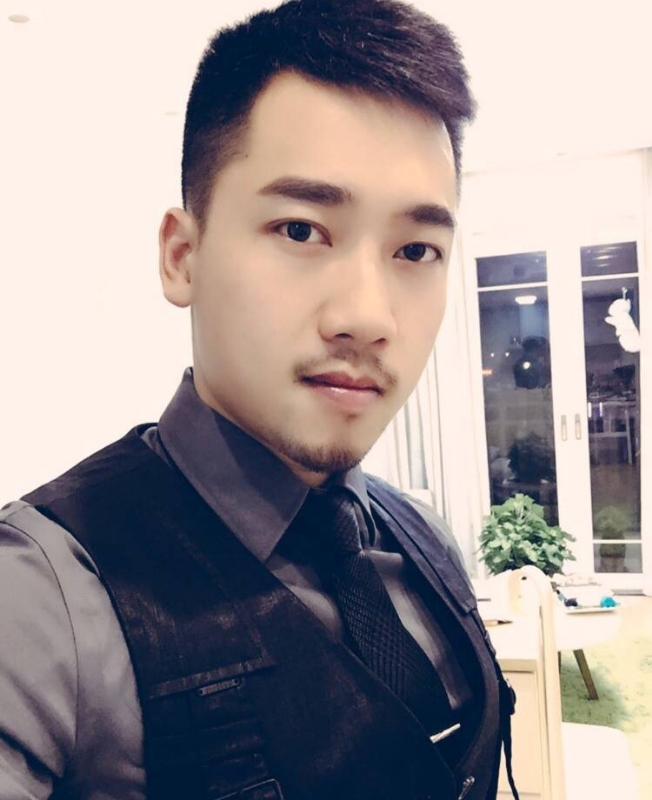 风的季节的第一张照片--包头相亲服务中心