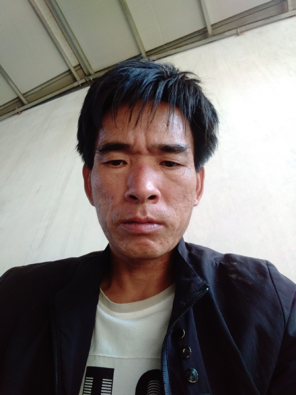 项斌的第一张照片--包头相亲服务中心