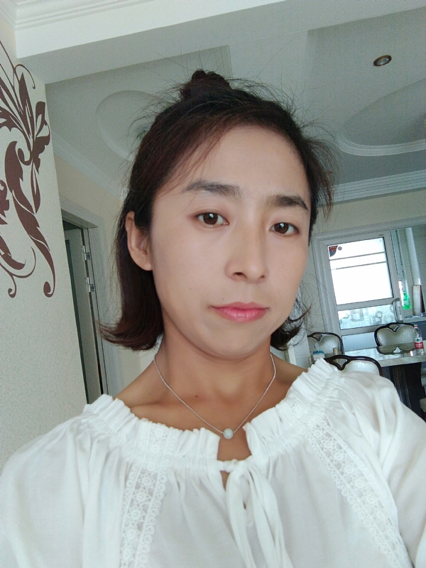 柠檬的第一张照片--包头相亲服务中心