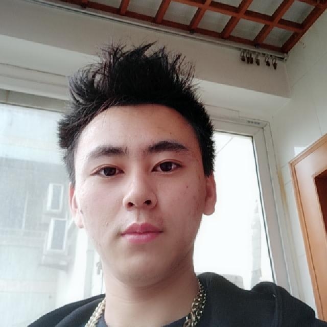 年年的第一张照片--包头相亲服务中心