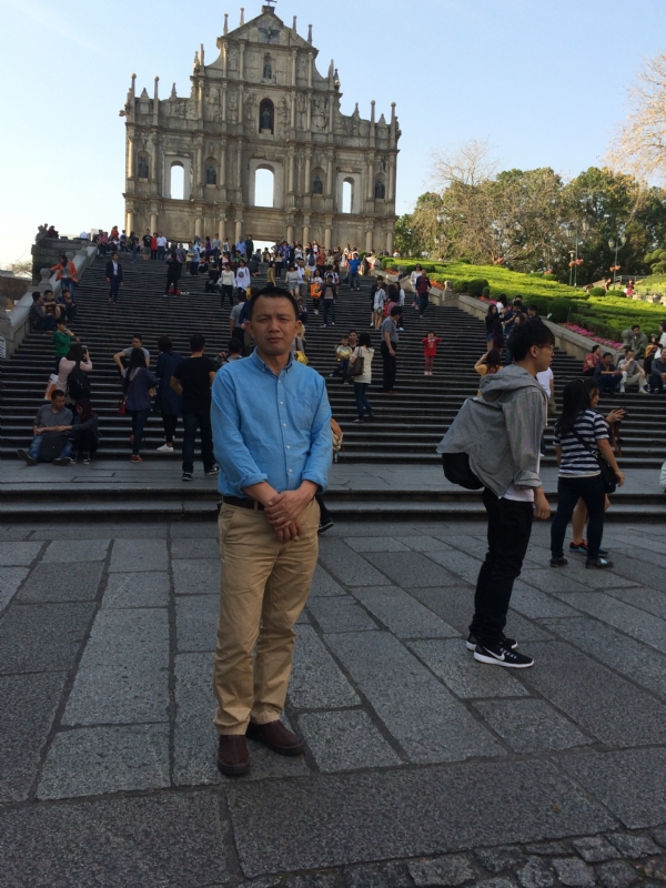 Larry的第一张照片--包头相亲服务中心