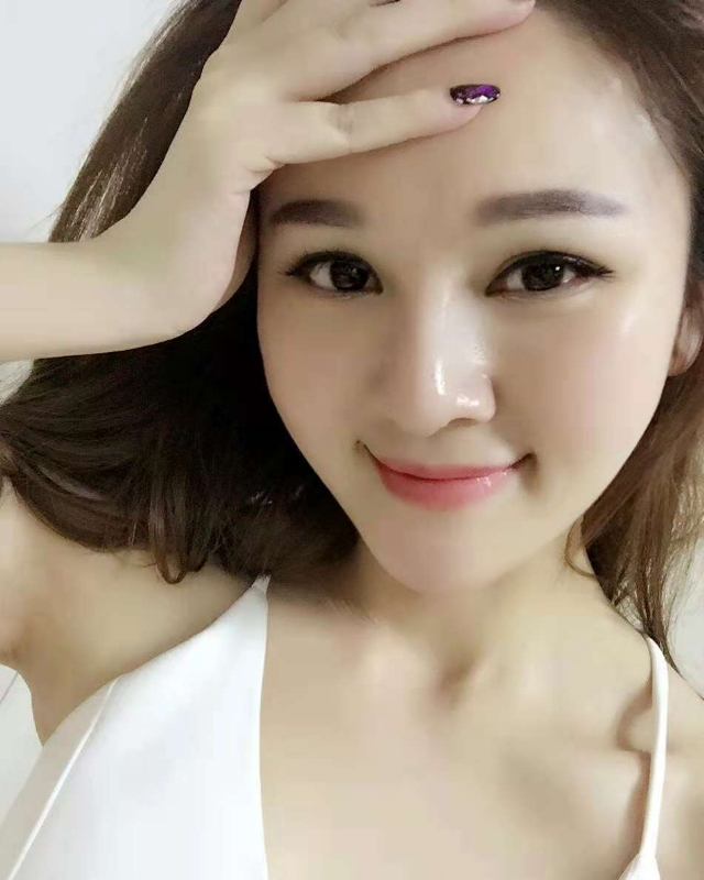 欣颖的第一张照片--包头相亲服务中心