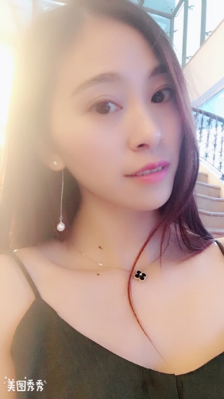 隨風的云的第一张照片--包头相亲服务中心