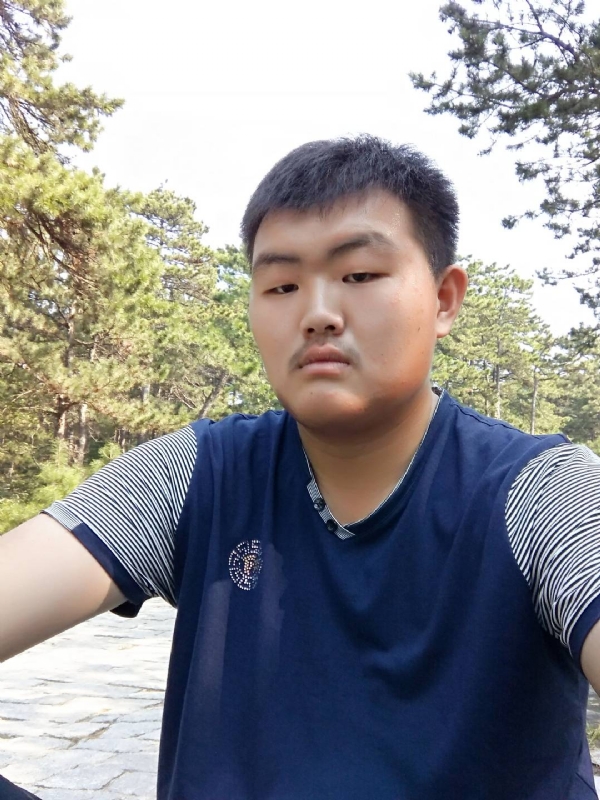 单身小伙的第一张照片--包头相亲服务中心