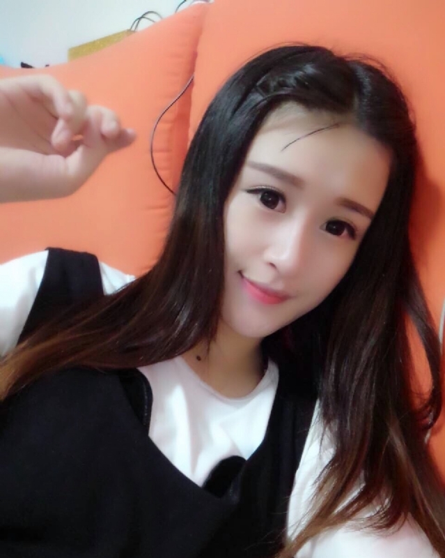 花开的季节的第一张照片--包头相亲服务中心