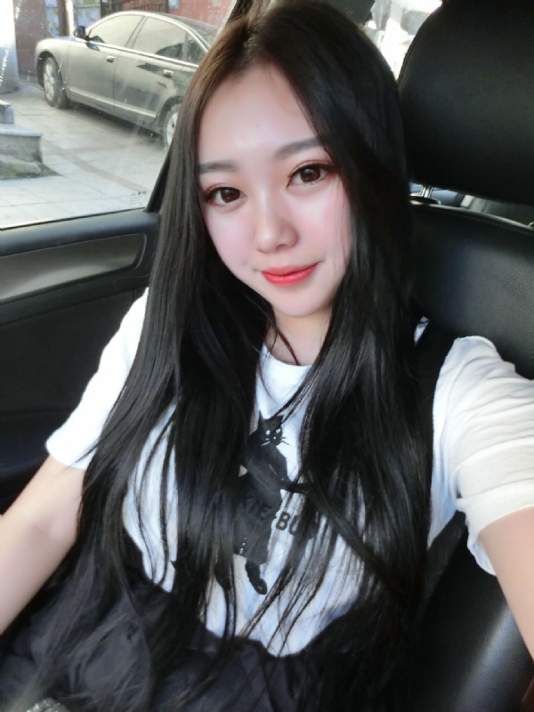 佳怡的第二张照片--包头相亲服务中心