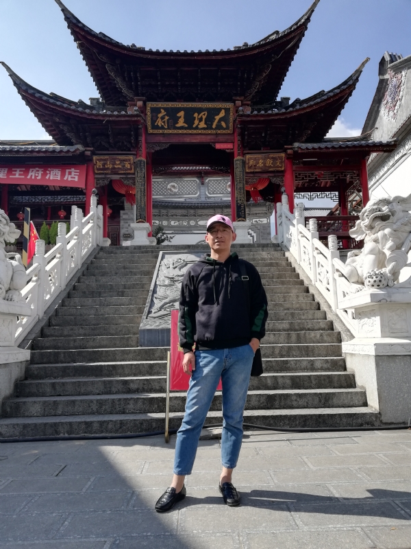 旧事离人的第一张照片--包头相亲服务中心