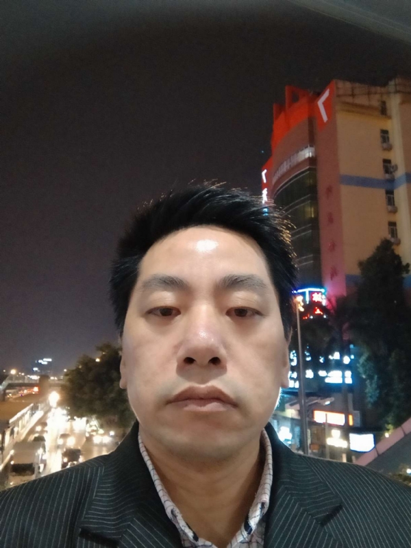 寻找真爱的第一张照片--包头相亲服务中心