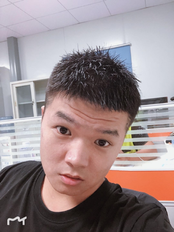 不忘初心的第一张照片--包头相亲服务中心