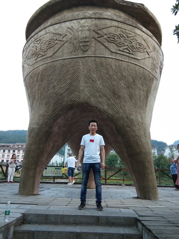 致青春的第一张照片--包头相亲服务中心