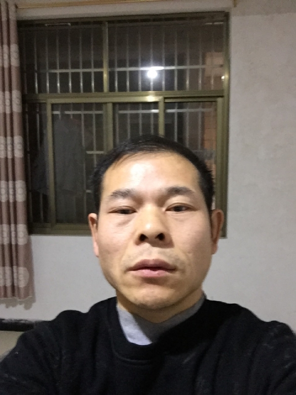 徐徐清风的第一张照片--包头相亲服务中心