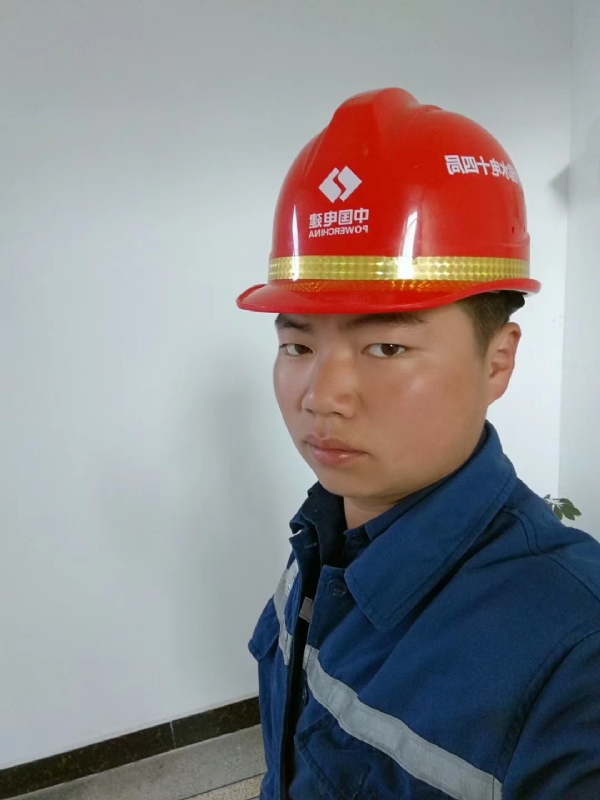 小公牛的第一张照片--包头相亲服务中心