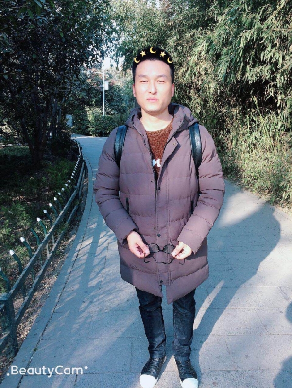 马儿的第一张照片--包头相亲服务中心