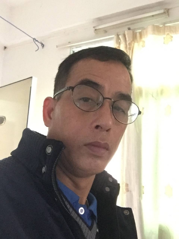 快乐人生的第一张照片--包头相亲服务中心