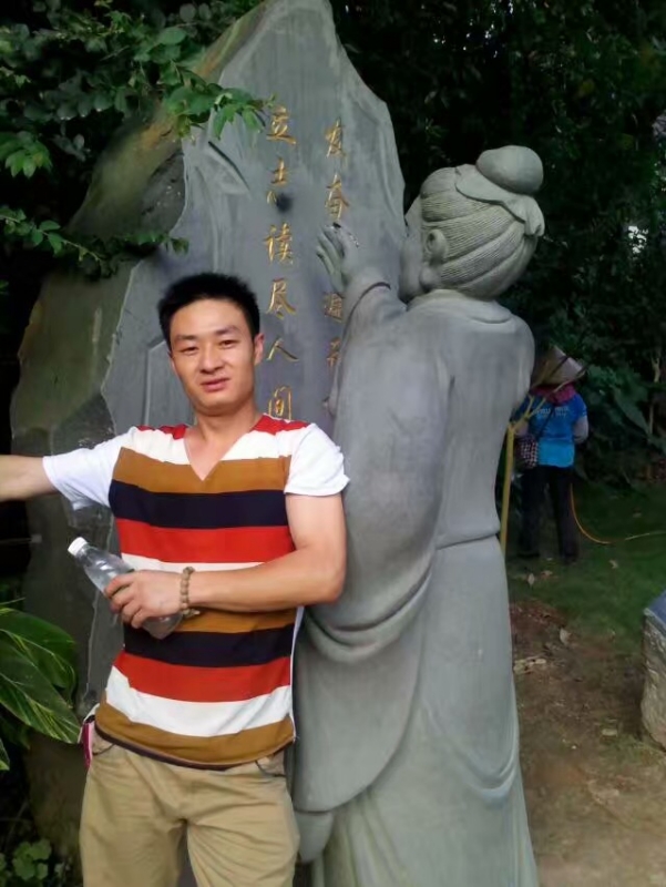 相依相伴的第一张照片--包头相亲服务中心