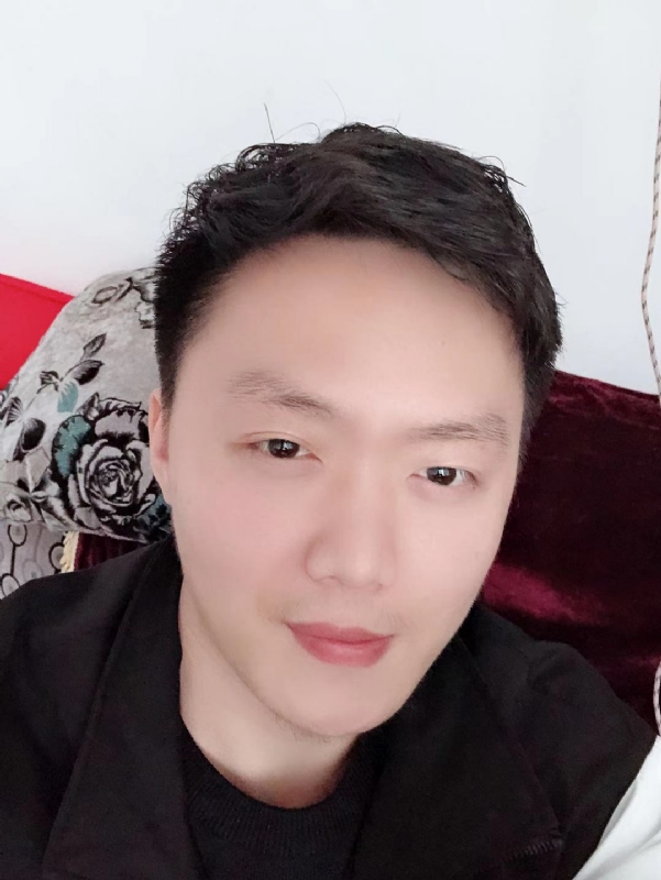 执迷的鲸鱼的第一张照片--包头相亲服务中心