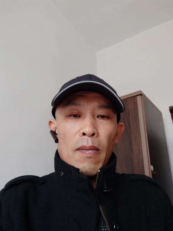 风飞天的第一张照片--包头相亲服务中心