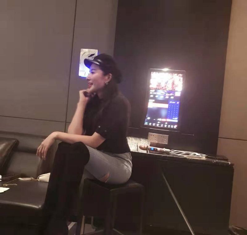 婷婷的第三张照片--包头相亲服务中心