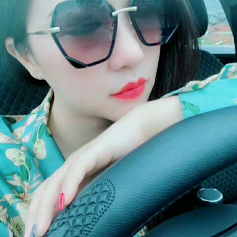 Emily的第三张照片--包头相亲服务中心