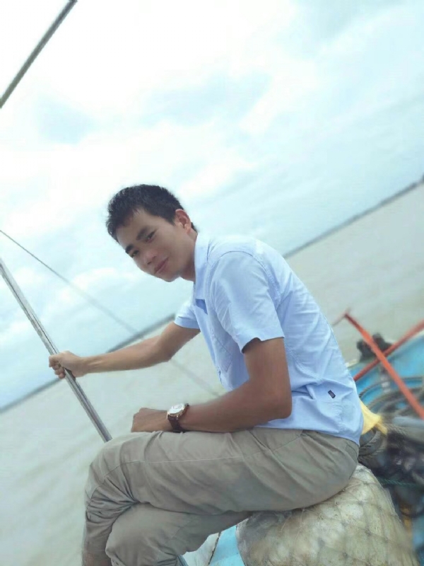 慵懒的猫的第一张照片--包头相亲服务中心