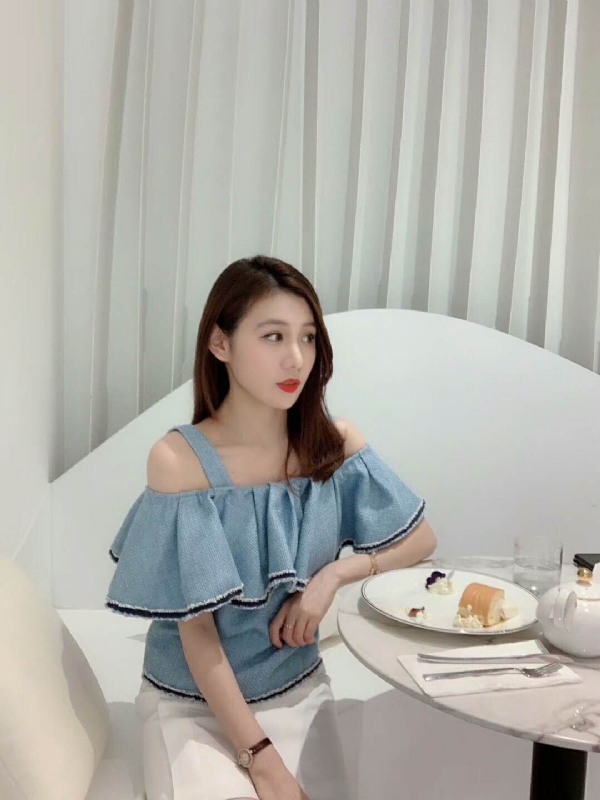 Emily的第一张照片--包头相亲服务中心