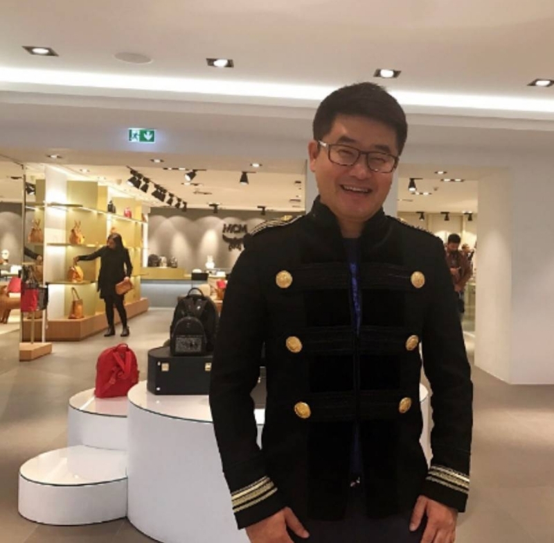 大千世界的第一张照片--包头相亲服务中心