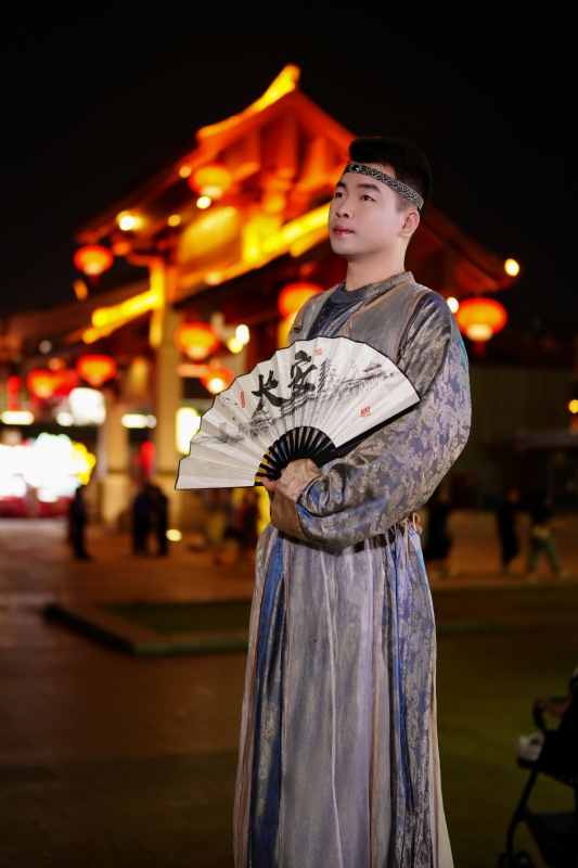 细辉的第一张照片--包头相亲服务中心