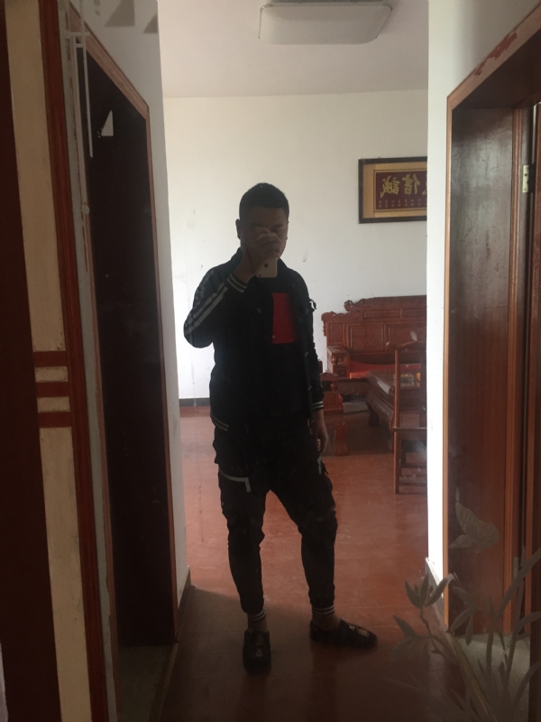 MC无所畏惧的第一张照片--包头相亲服务中心