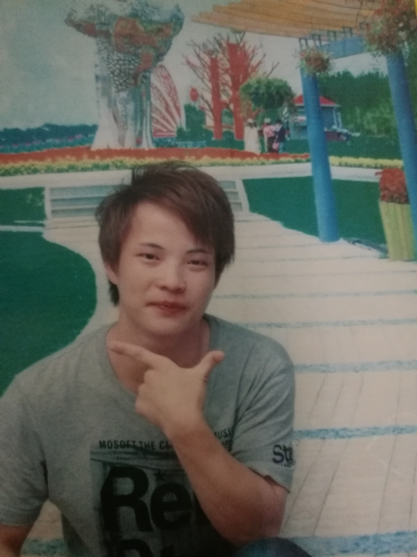 想有个家的第一张照片--包头相亲服务中心