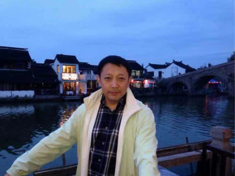 巧克力绅士的第六张照片--包头相亲服务中心