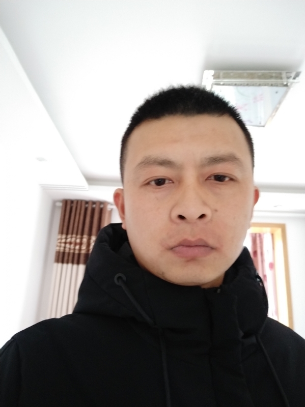 吴伟899的第一张照片--包头相亲服务中心