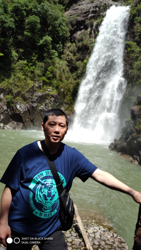 石头的第一张照片--包头相亲服务中心