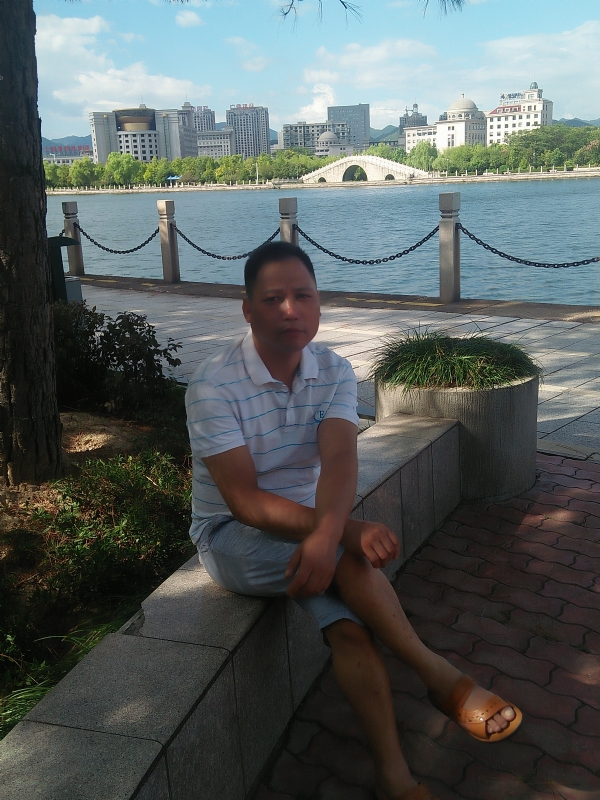 尹力的第一张照片--包头相亲服务中心