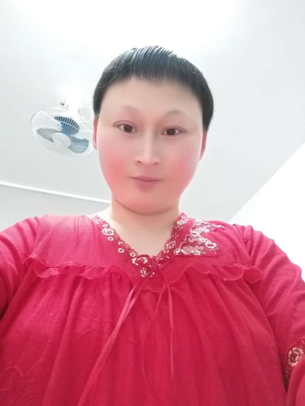 彩虹姐姐永不言弃的第一张照片--包头相亲服务中心