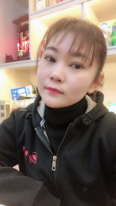 泡沫的第一张照片--包头相亲服务中心