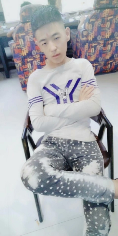 神木市二强的第一张照片--包头相亲服务中心