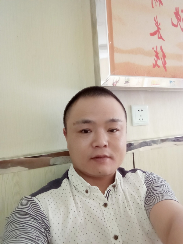 风云淡的第一张照片--包头相亲服务中心