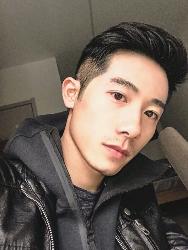 心若磐石的第一张照片--包头相亲服务中心