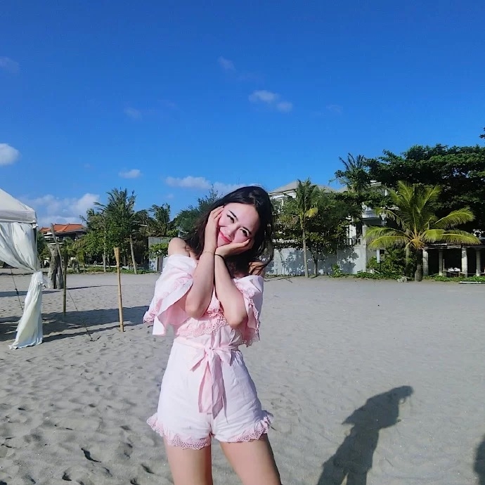 媛媛的第一张照片--包头相亲服务中心