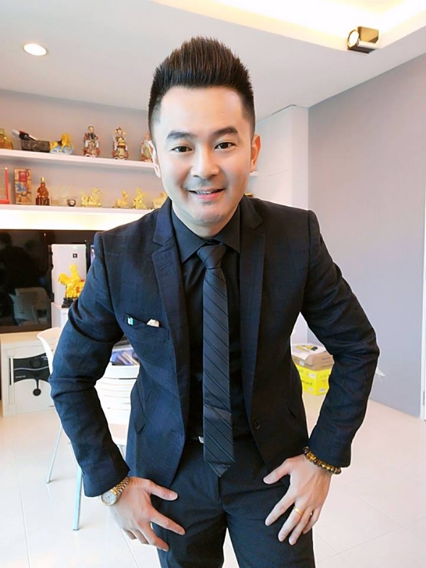 詩和遠方的第一张照片--包头相亲服务中心