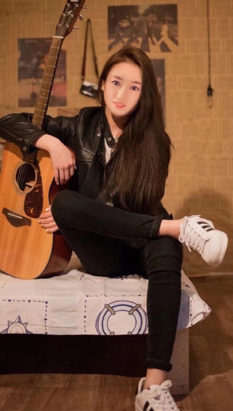 水中月的第一张照片--包头相亲服务中心