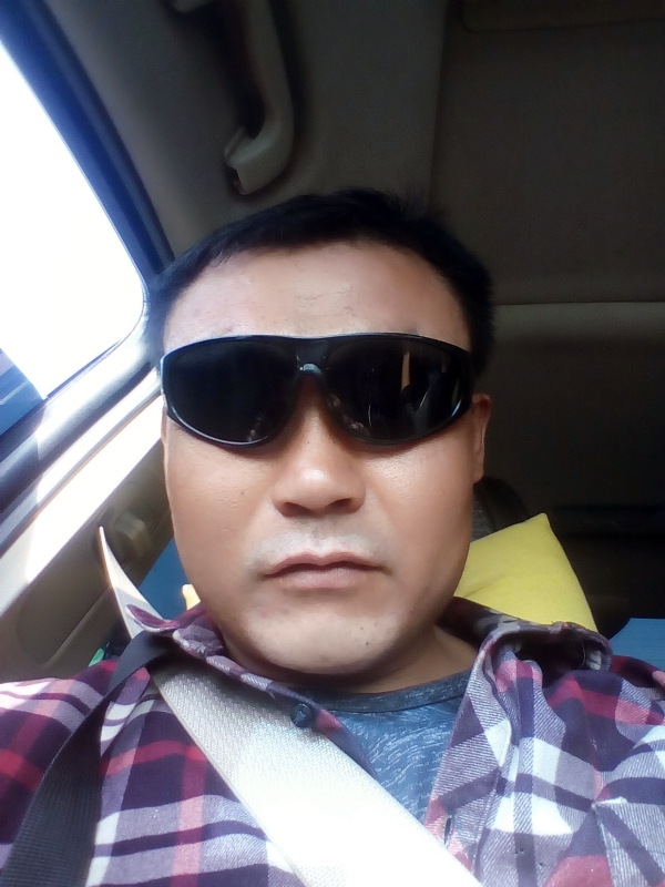 莱芜强哥的第一张照片--包头相亲服务中心