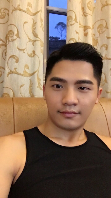 牧遥的第一张照片--包头相亲服务中心